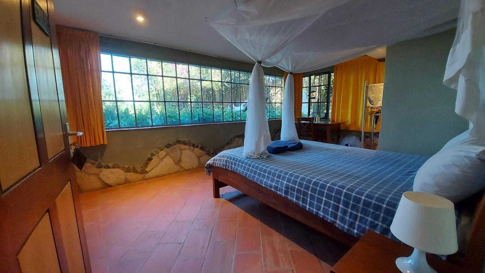 קמפאלה Yellow Haven Lodge מראה חיצוני תמונה